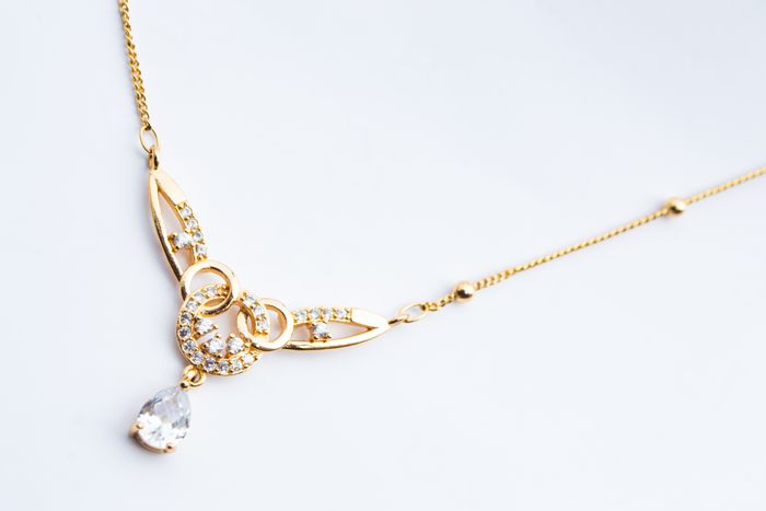 Collier chaine fine pendentif coeur